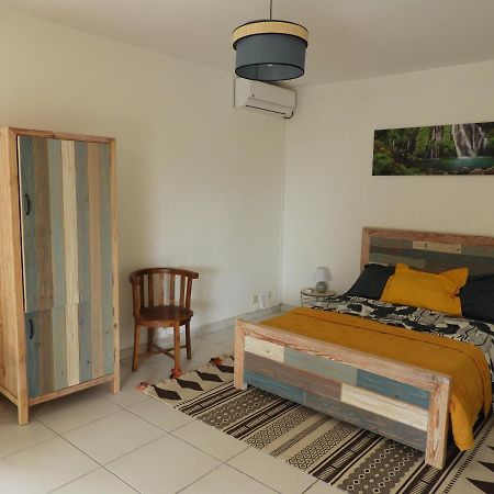 Apartamento Ti Kaz A Patou, Au Coeur De L'Ile. Baie-Mahault Exterior foto